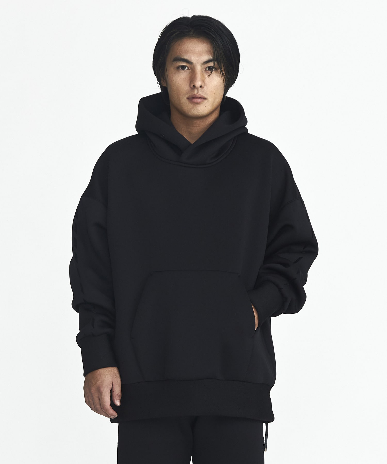 Onegravity Sense 11月号掲載 ダブルニットフーディー Estnation Online Store エストネーション 公式通販
