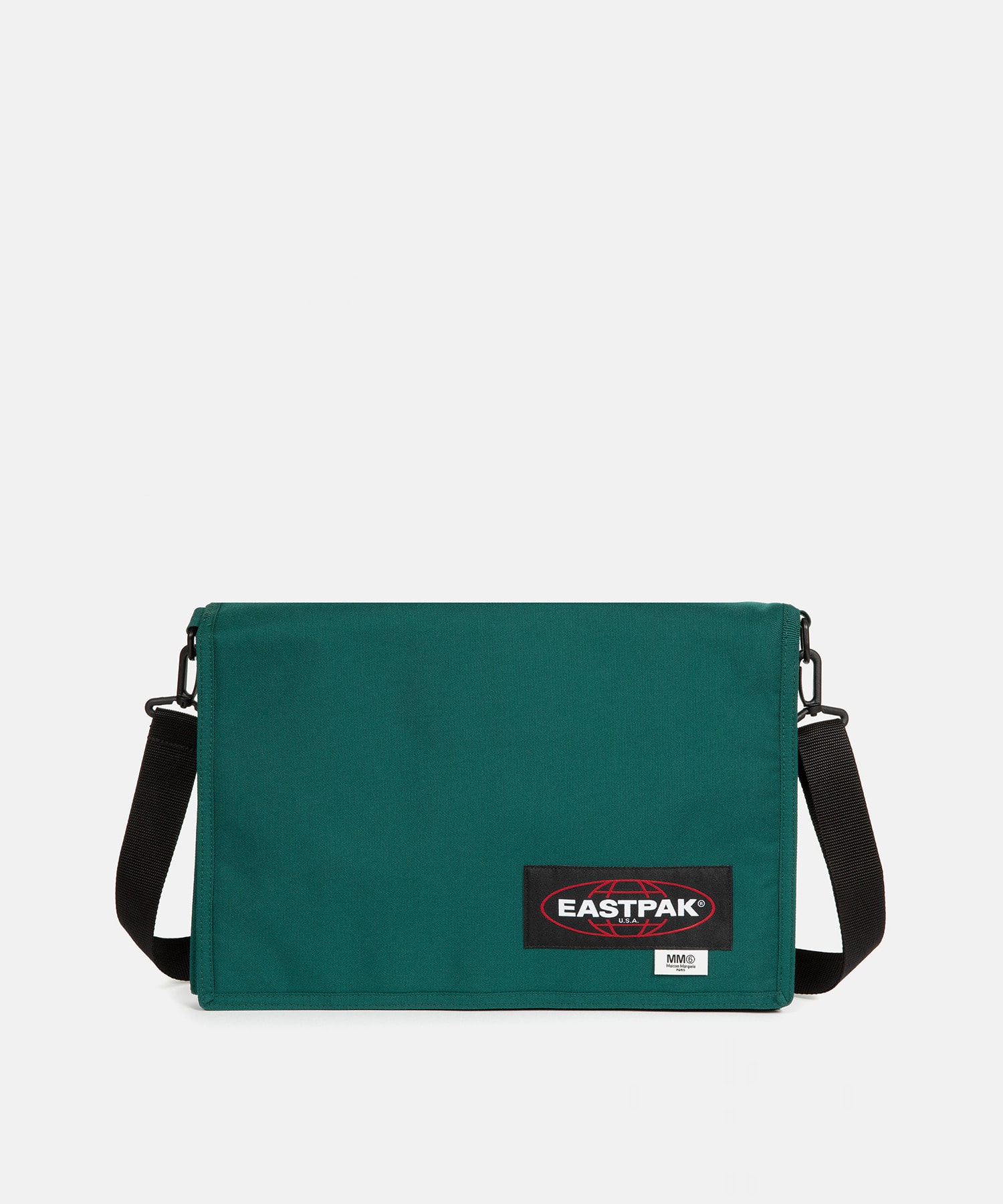 EASTPAK / 