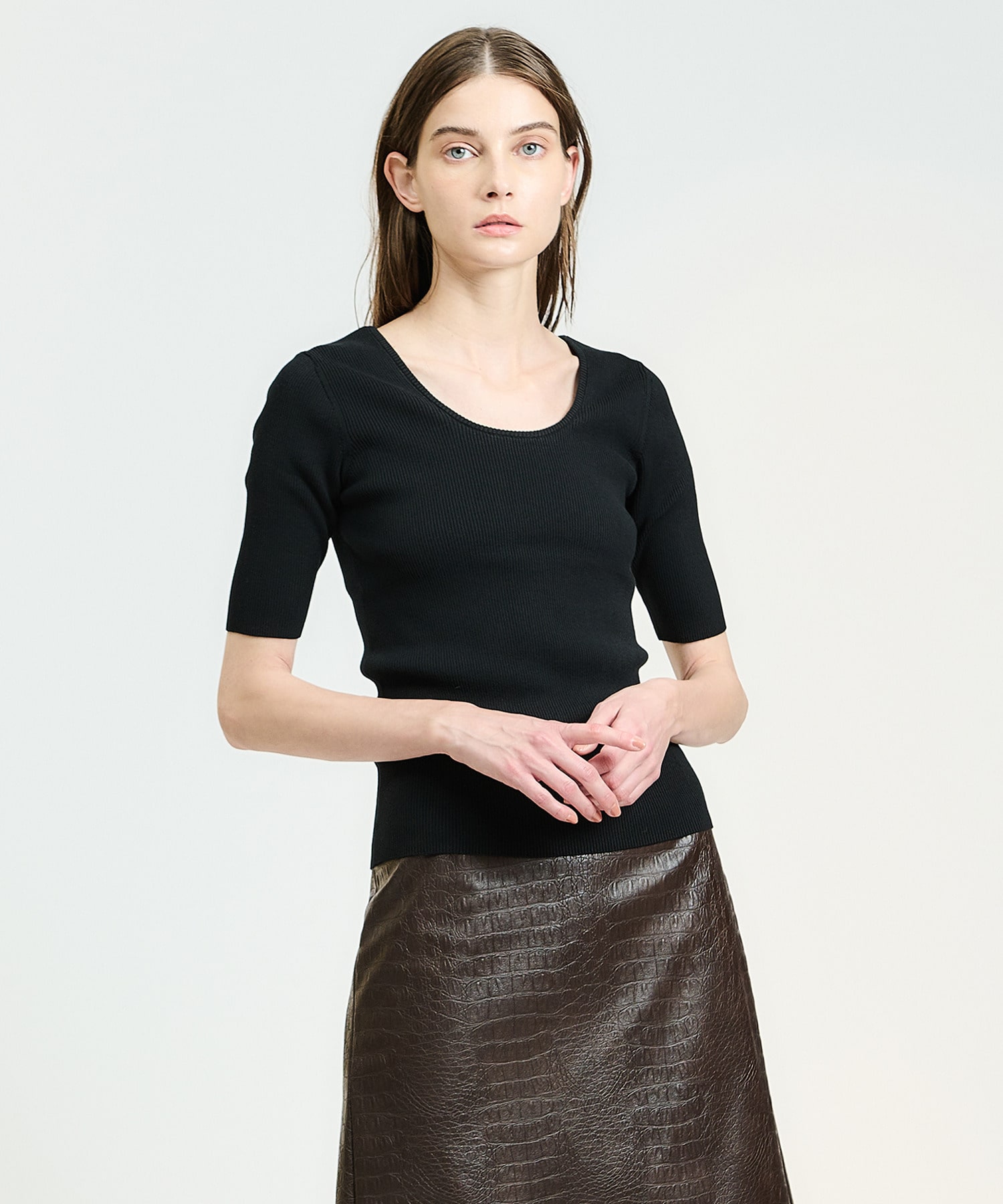 ESTNATION / オーガニックコットンリブUネックニット｜ESTNATION  