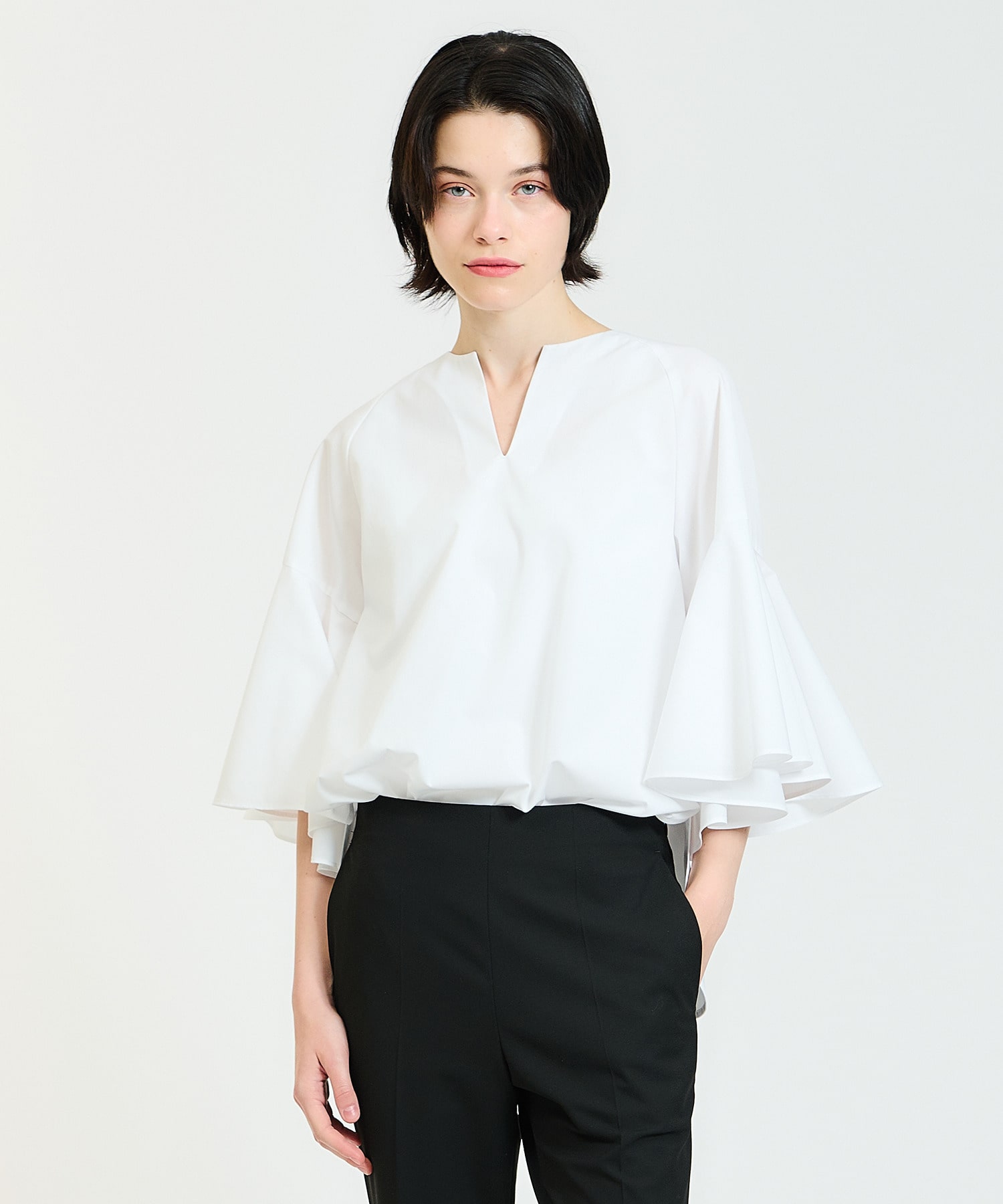 ESTNATION / スリーブラッフルブラウス《ONLINE EXCLUSIVE 