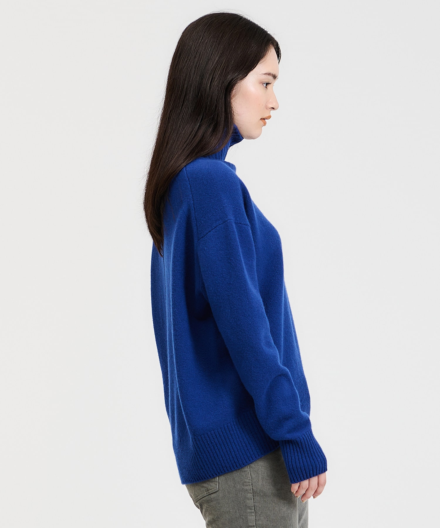 ウールカシミヤハイネックニット《ONLINE EXCLUSIVE》