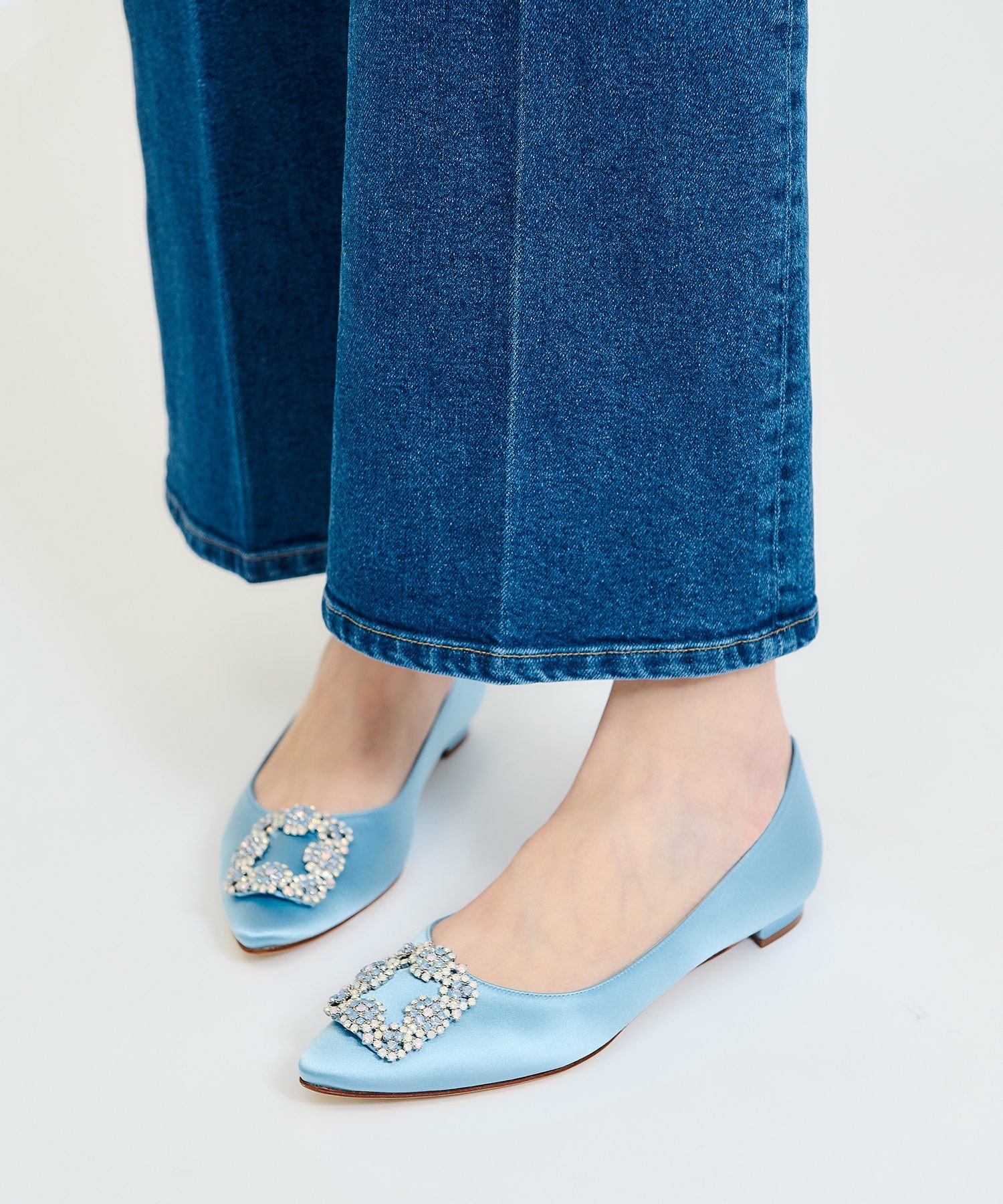 MANOLO BLAHNIK / HANGISI フラットパンプス|ESTNATION ONLINE STORE MANOLO BLAHNIK / HANGISI フラットパンプス|ESTNATION ONLINE STORE