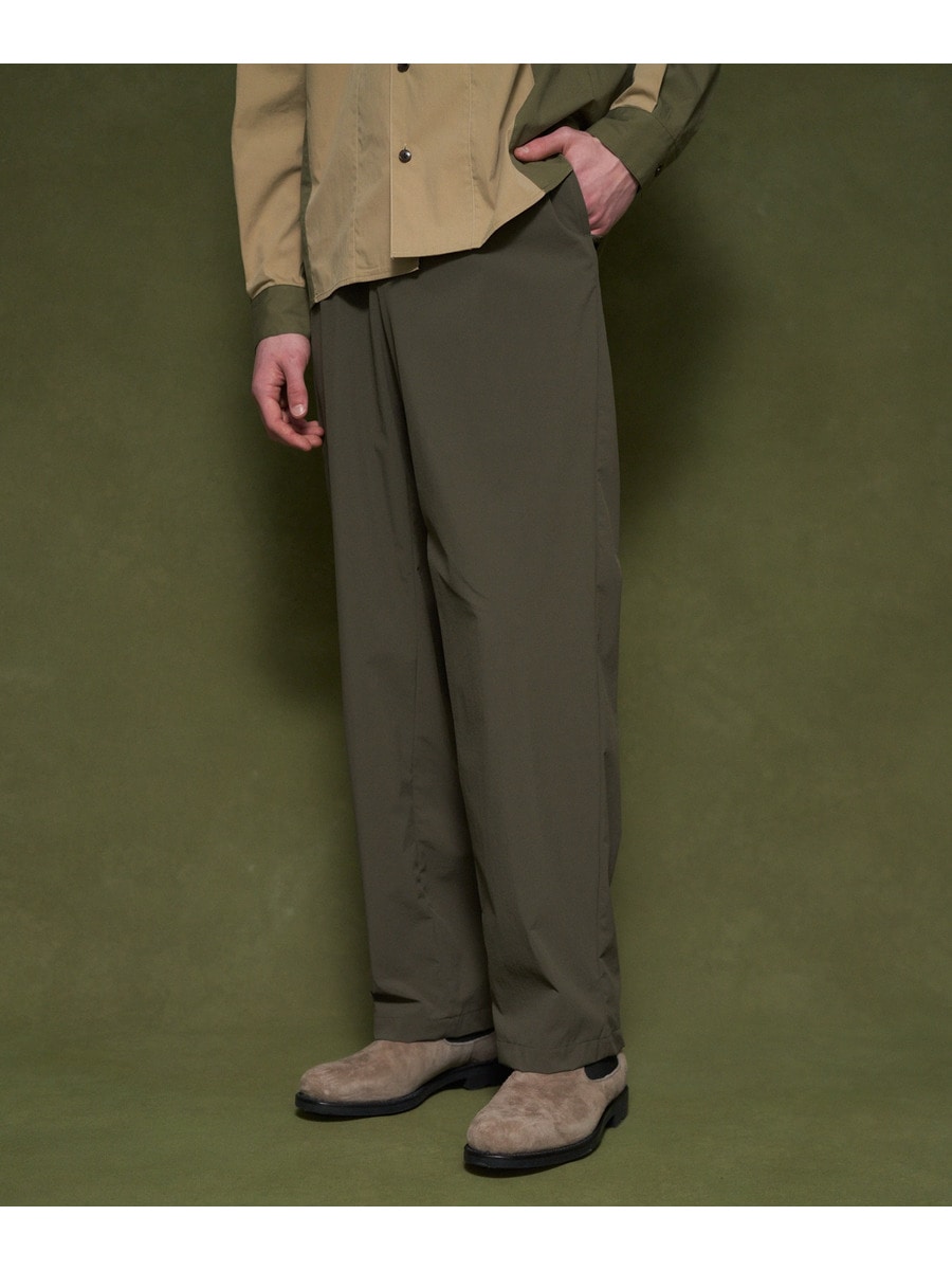 ストレートイージーパンツ