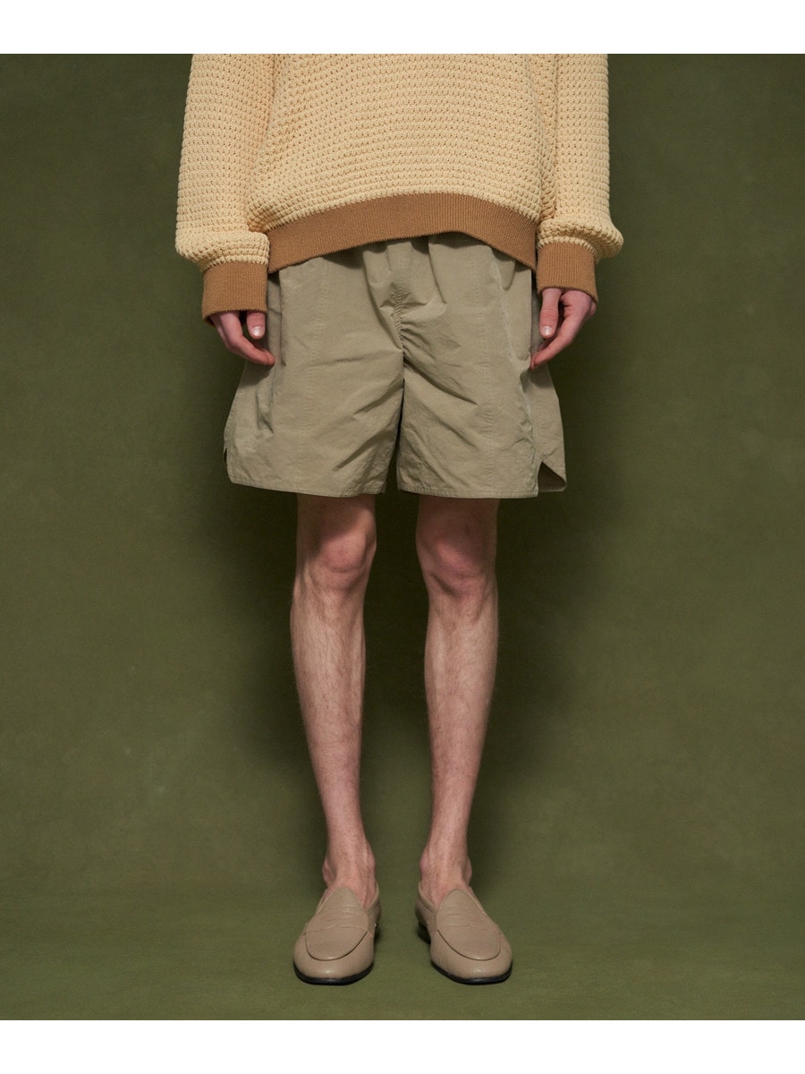 トレーニングショーツ