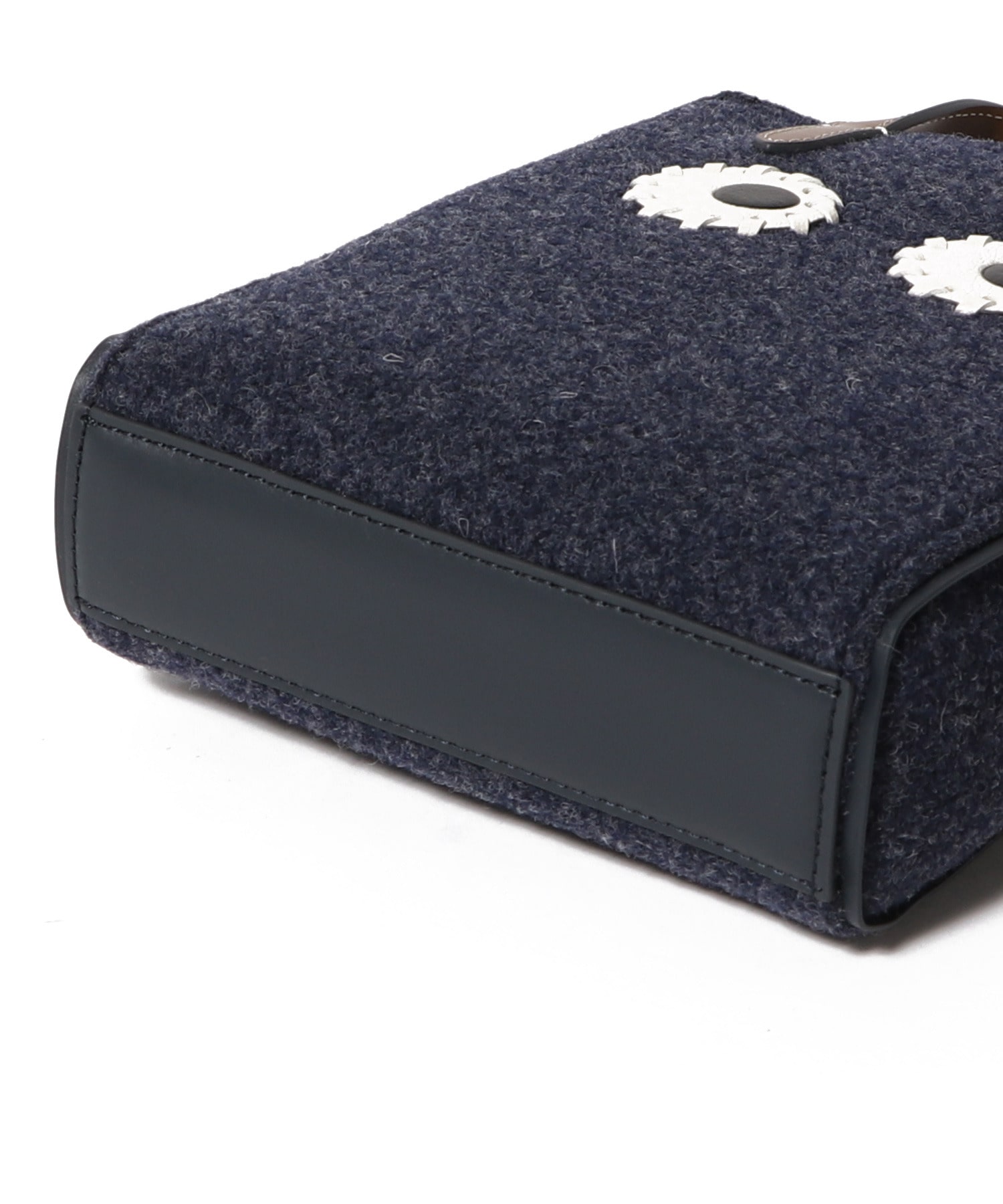 ANYA HINDMARCH / EYES フェルトバッグ|ESTNATION ONLINE STORE ANYA HINDMARCH / EYES フェルトバッグ|ESTNATION ONLINE STORE