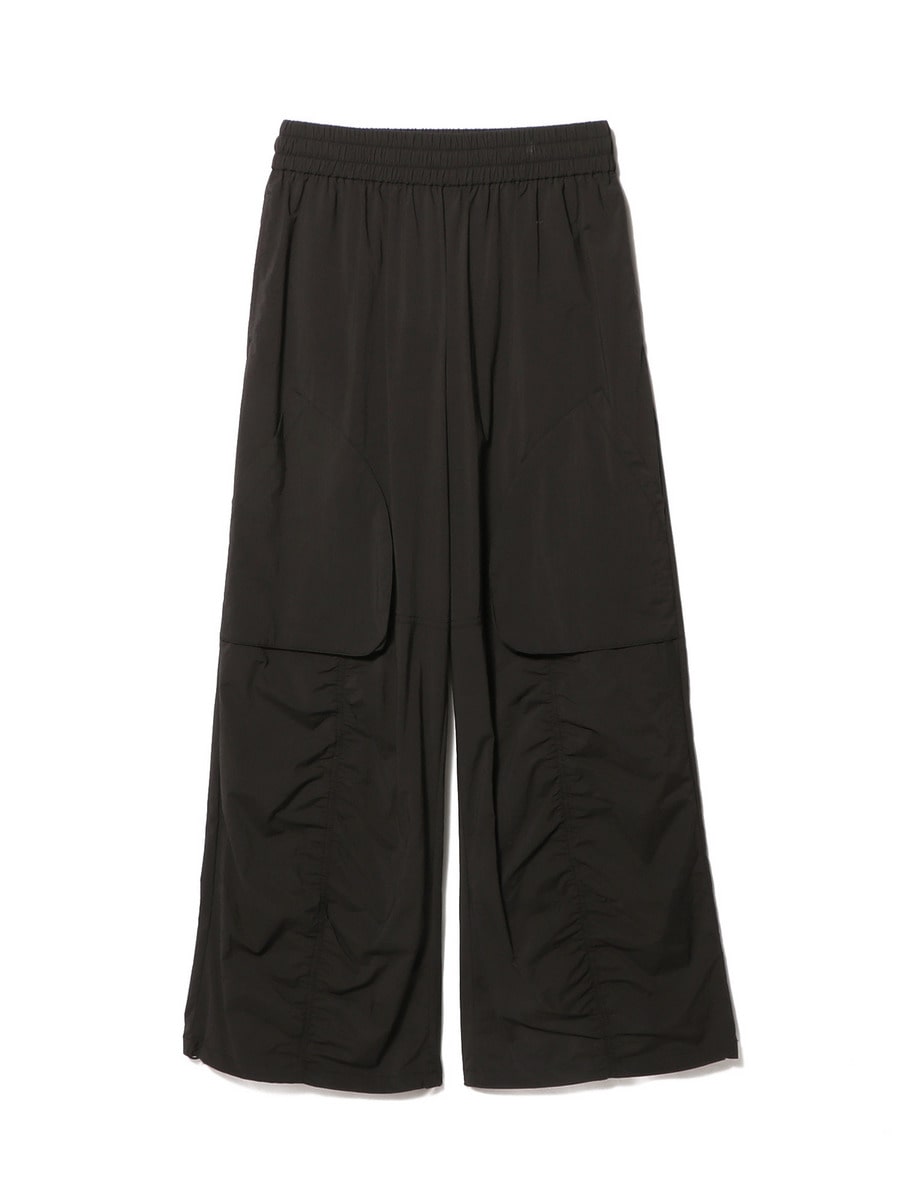 パラシュートパンツ
