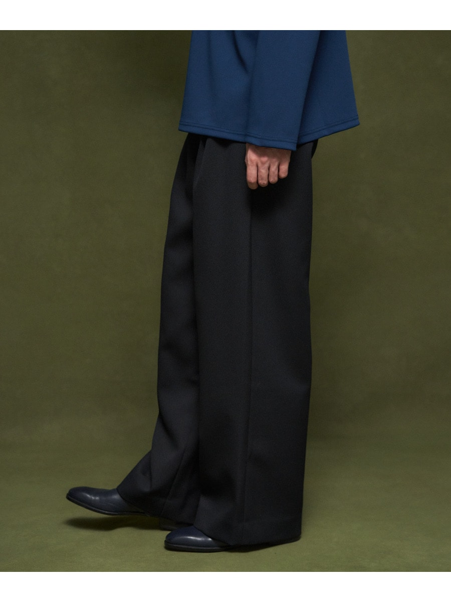ワイドストレートパンツ