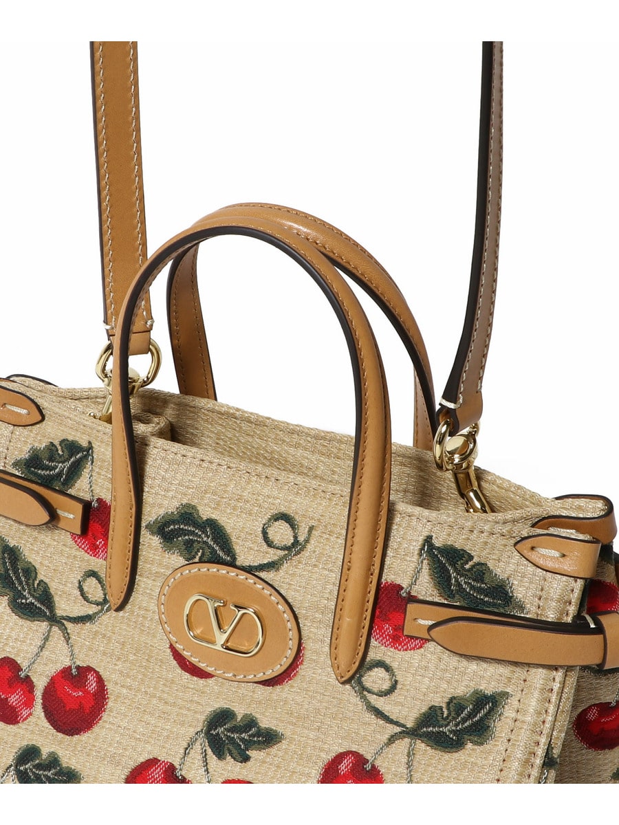 【VALENTINO】ジラフ リエディション ラフィア ハンドバッグ Valentino Garavani Antibes Small Shopping Bag In Jacquard
