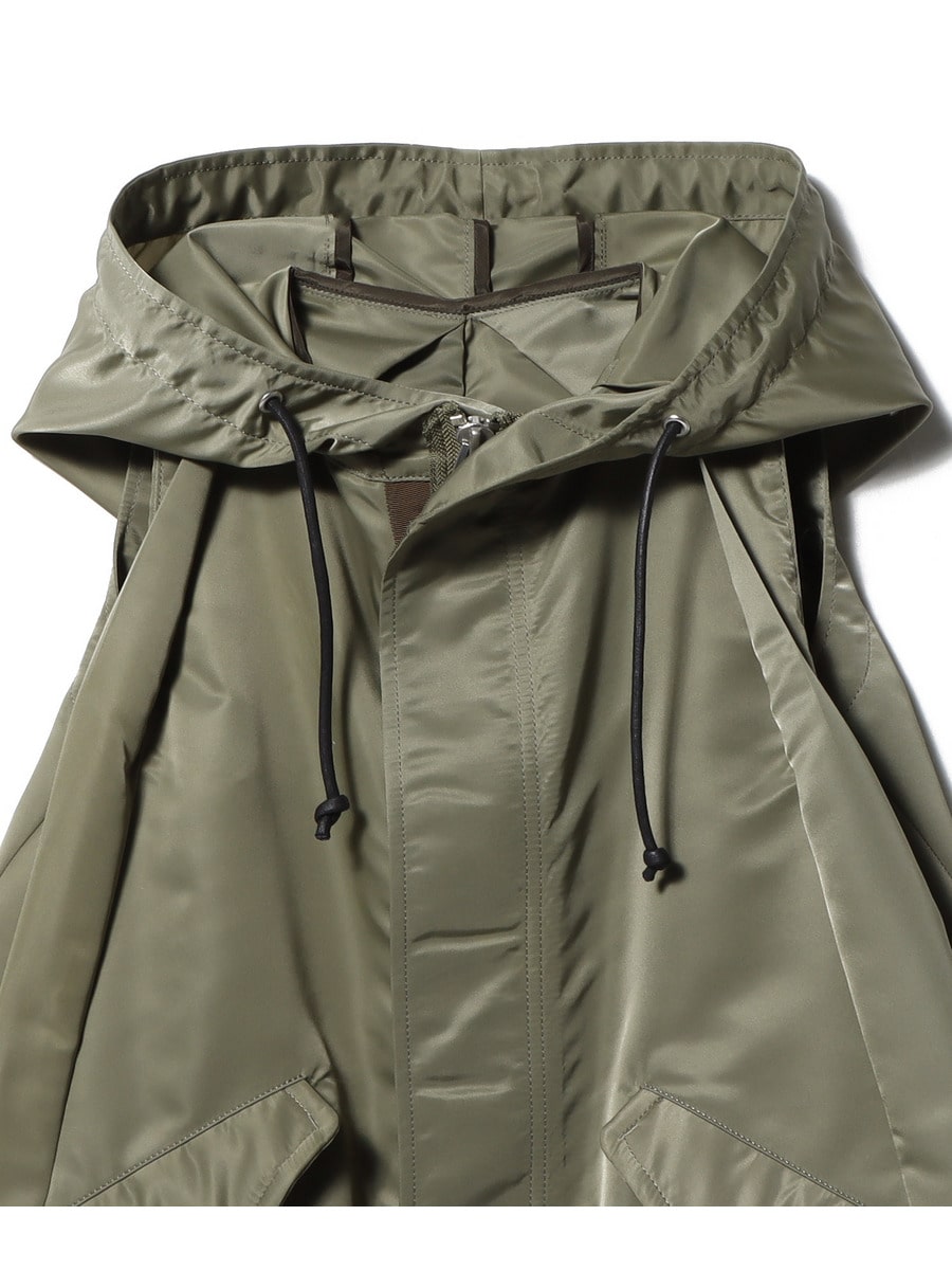 SACAI / ナイロンツイル フーディーベスト|ESTNATION ONLINE SACAI / ナイロンツイル フーディーベスト|ESTNATION ONLINE