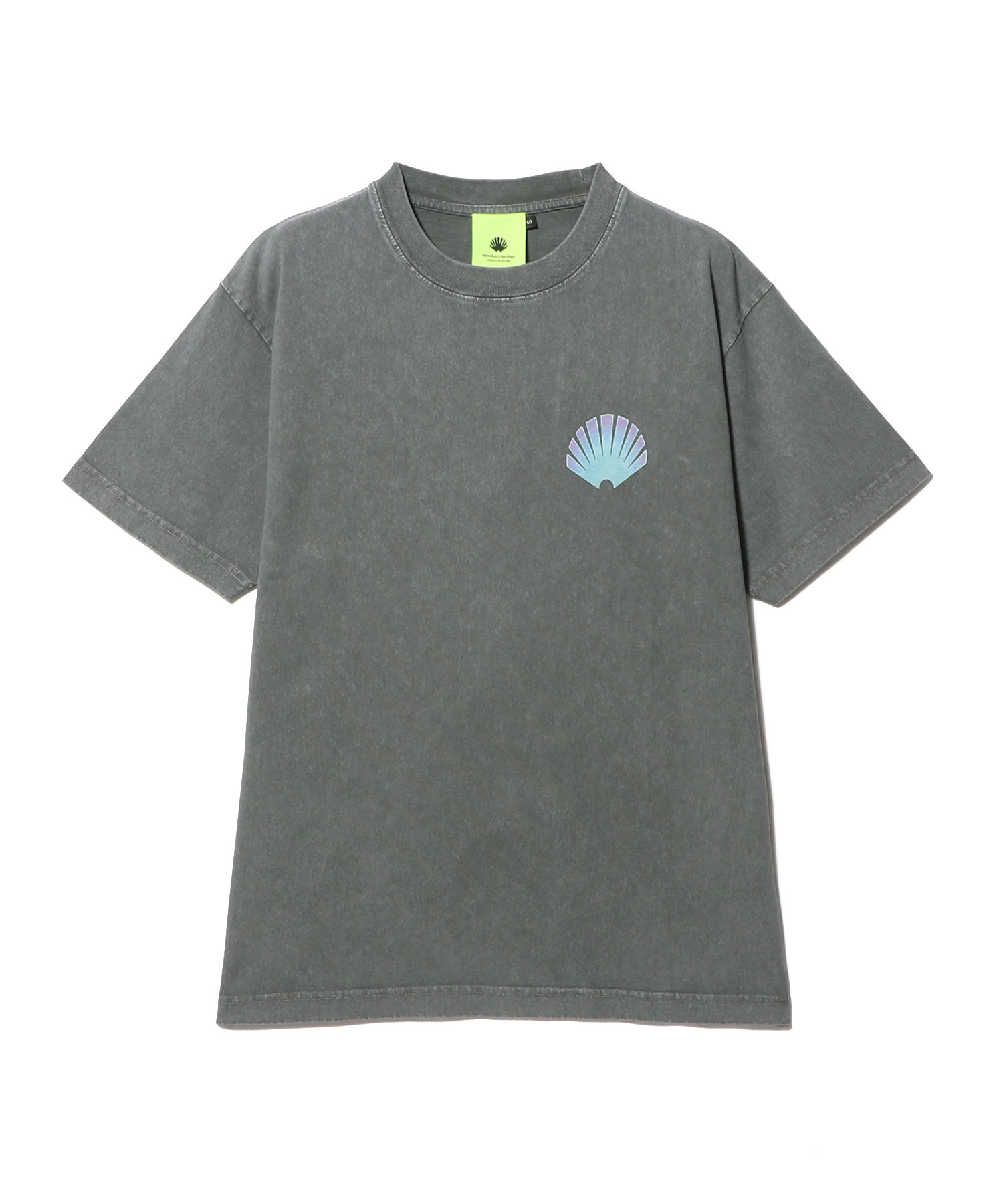 ウォッシュド エンブロ グレー Tシャツ