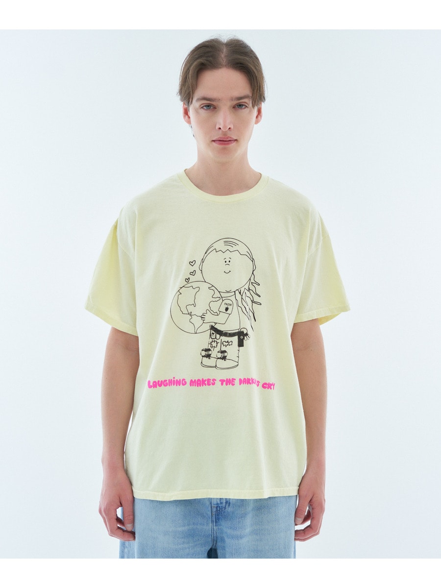 LAUGHiNG MAKES THE DARKNESS CRY T-SHIRT