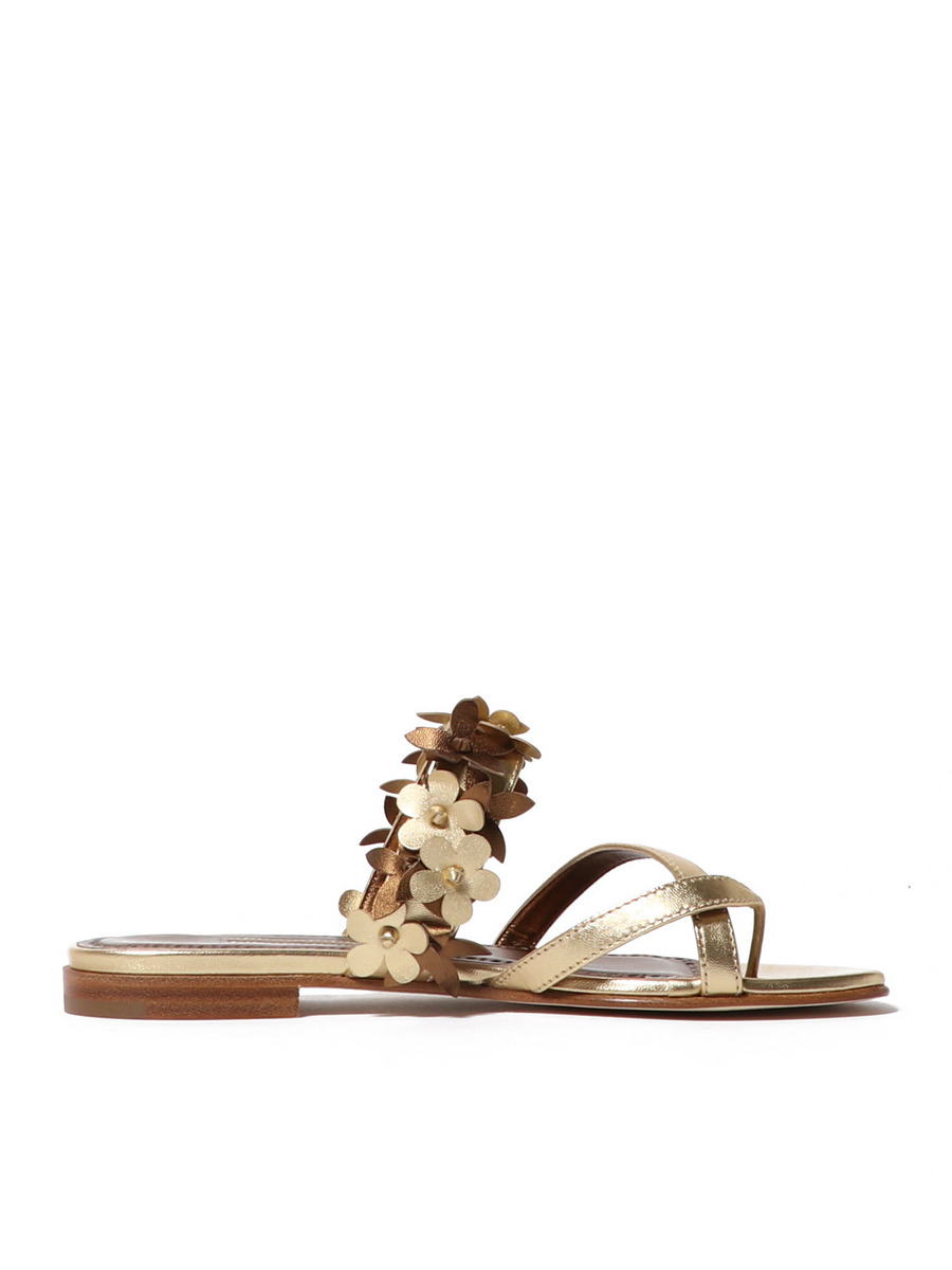 MANOLO BLAHNIK / FIOSA フラットサンダル｜ESTNATION ONLINE