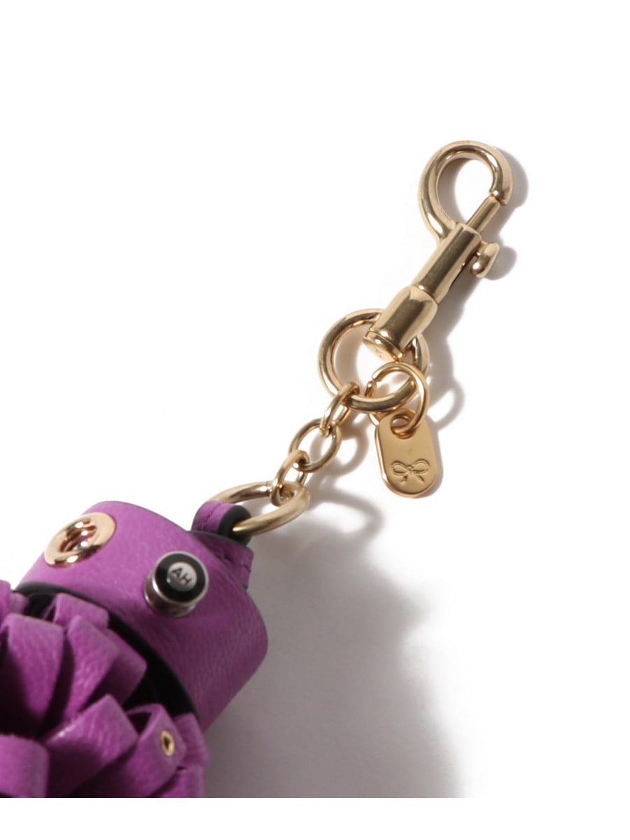 ANYA HINDMARCH / Eyelet in Bramble チャーム｜ESTNATION ONLINE