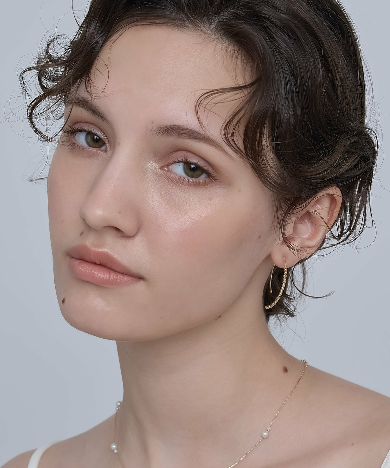 K14YG スモールバナナフープピアス