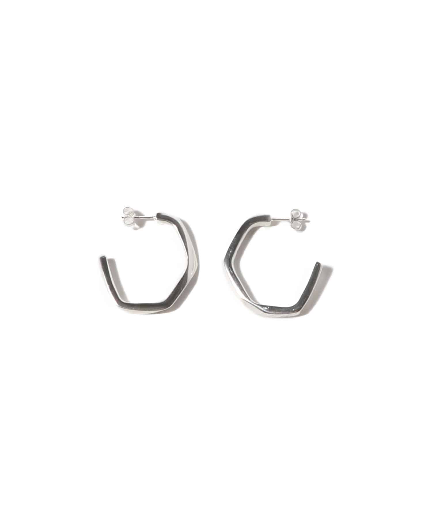 フラグメンツ ピアス