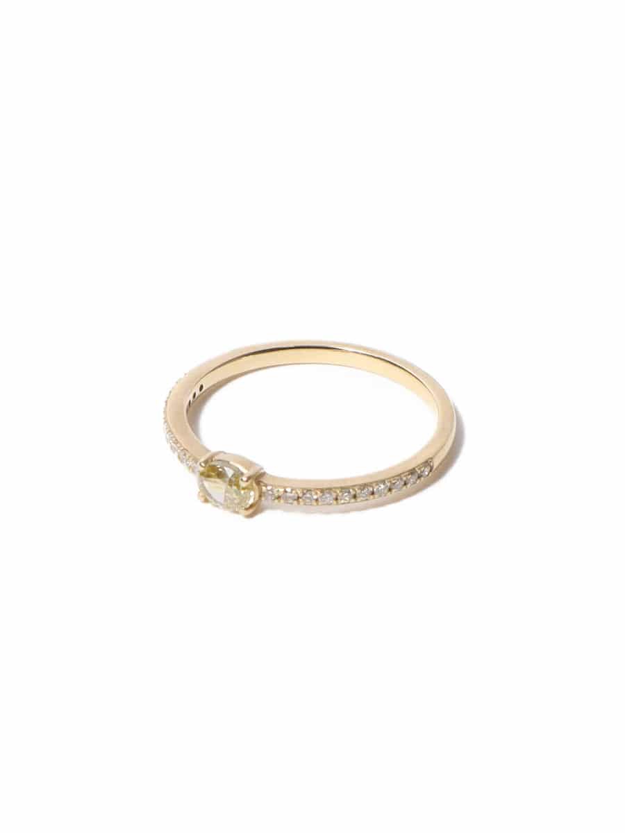 Oval ダイヤモンド リング