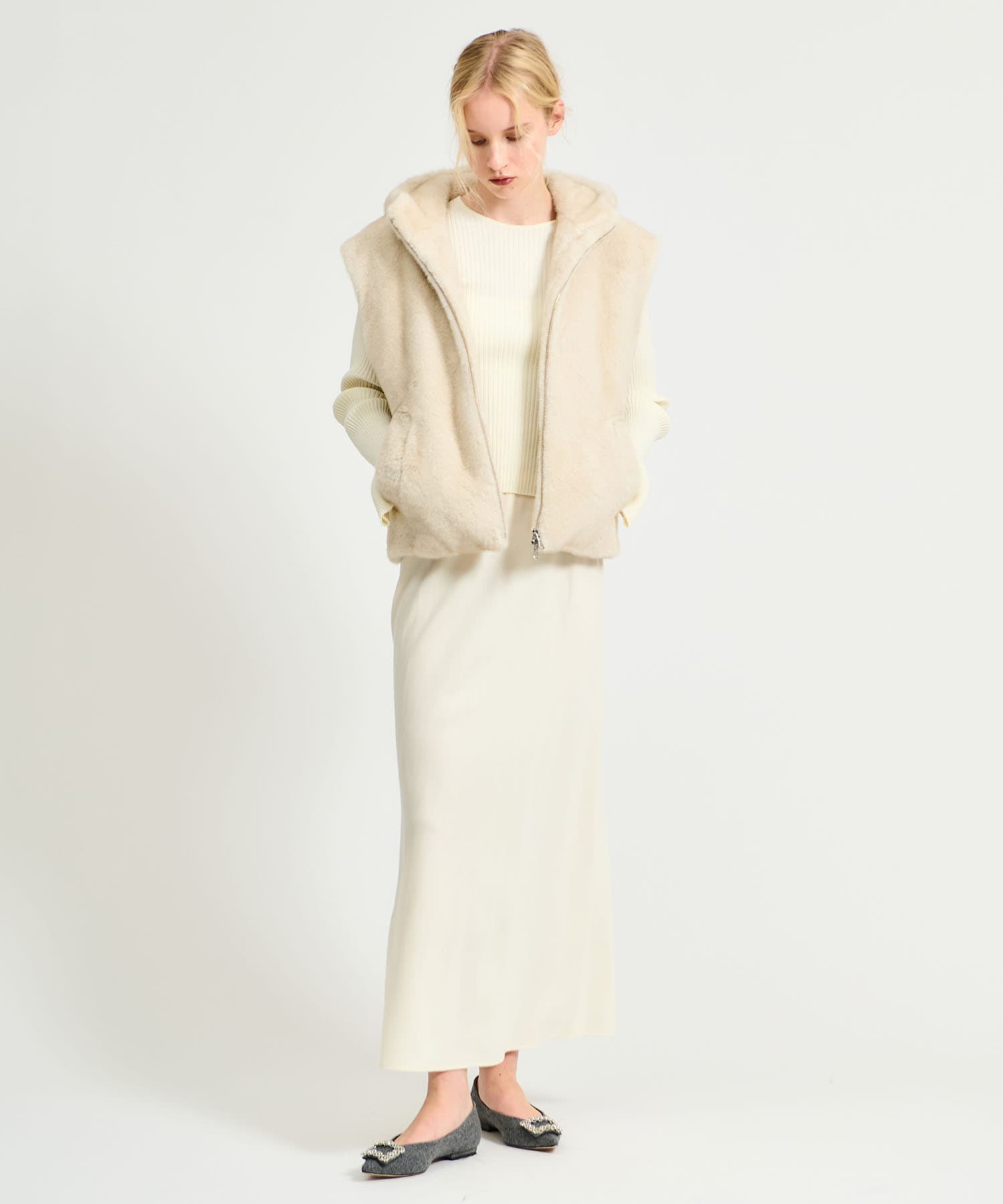 Rene フード付きベスト Rene フード付きベスト UNISEX) ナイロンフード付きベスト