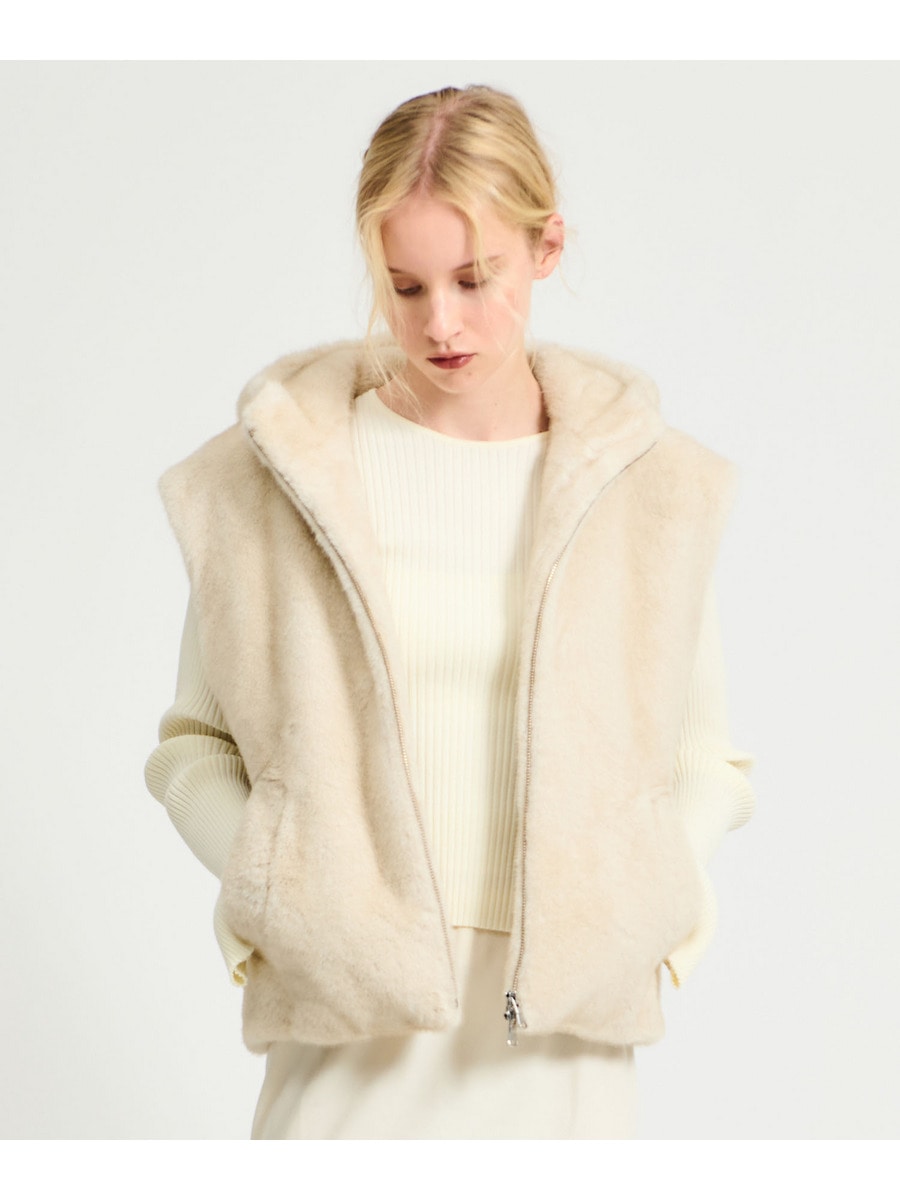 PRISTINE 新品 中綿入りファーZIP-UPベスト AZUL BY MOUSSY | フラッフィーフェイクファーベスト (ベスト ) |SHEL