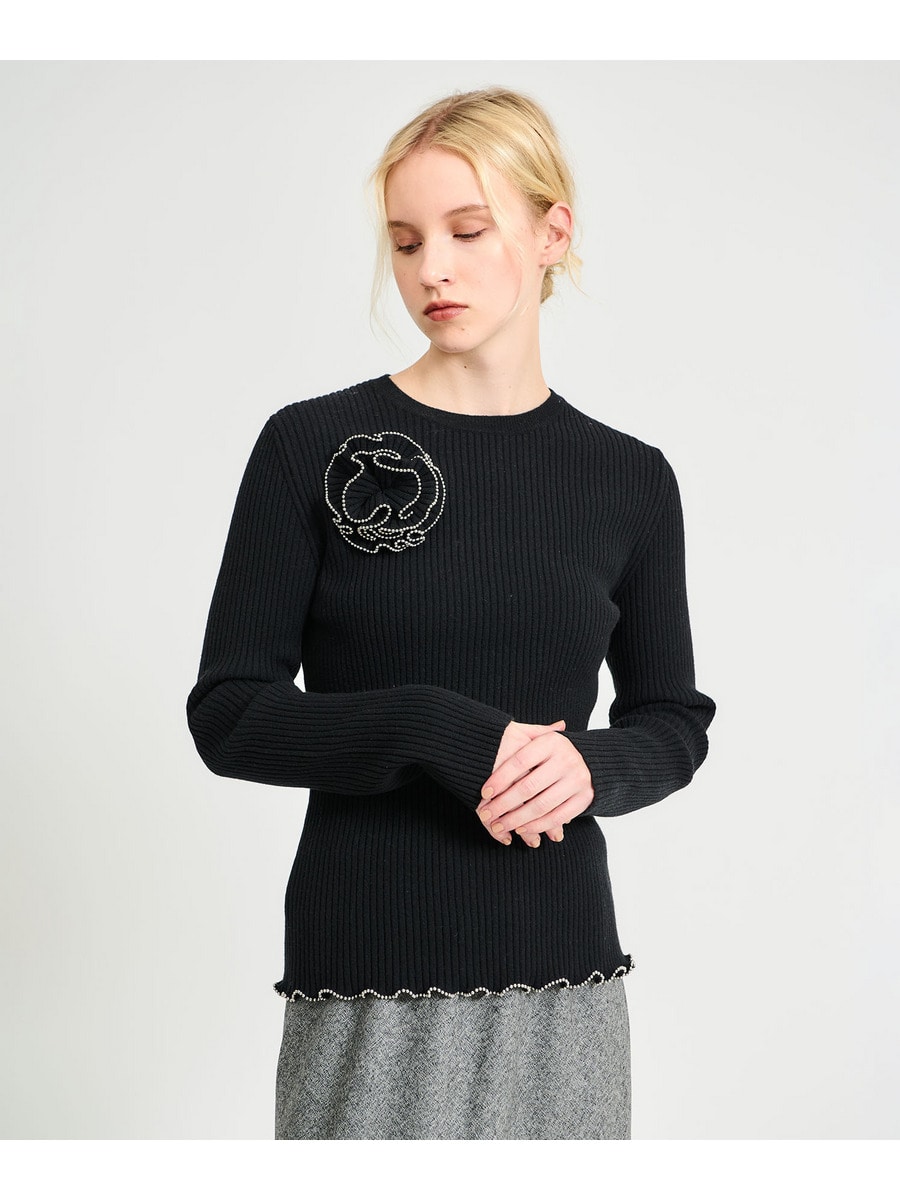 コサージュ付きニット