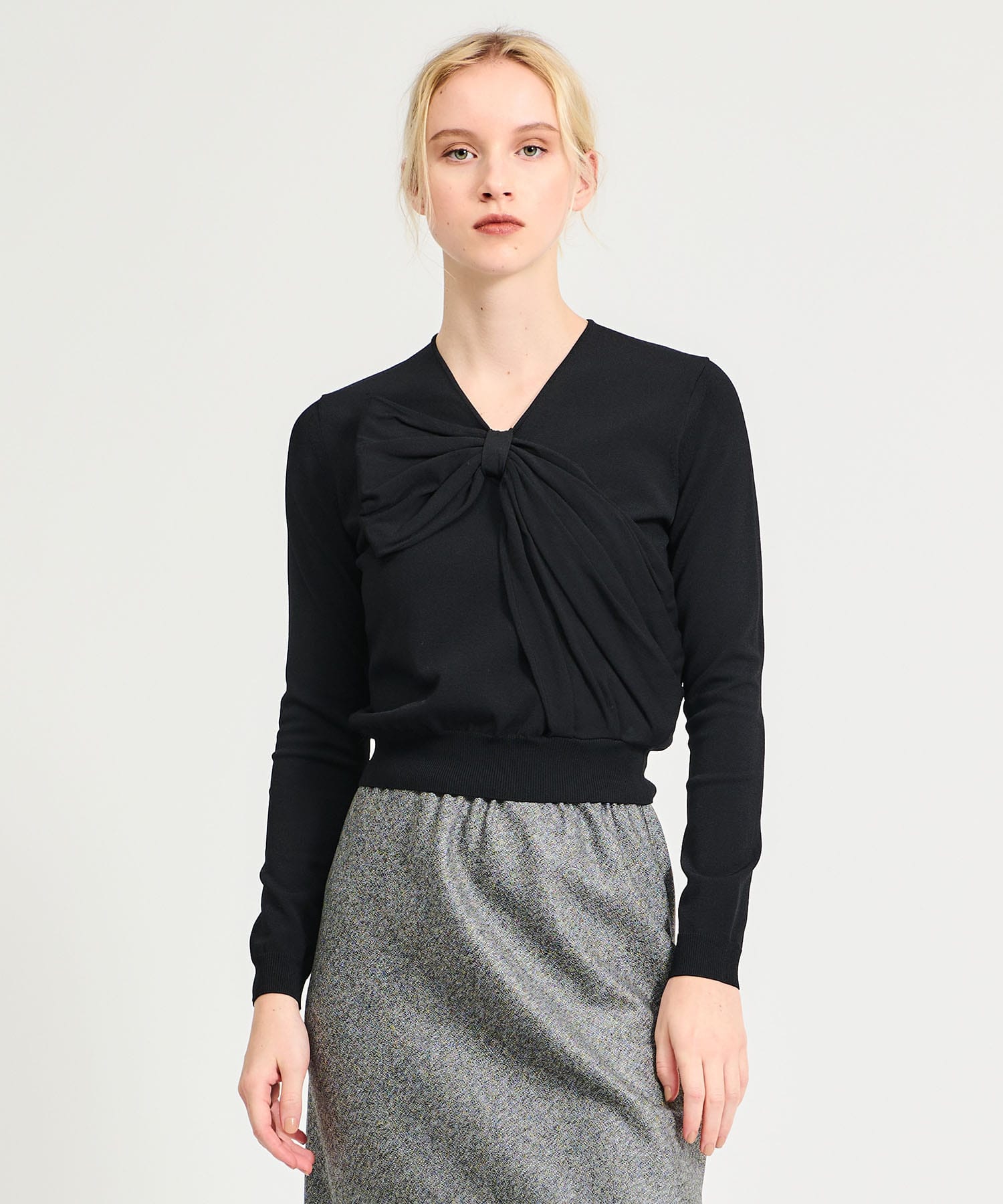 リボンモチーフニット