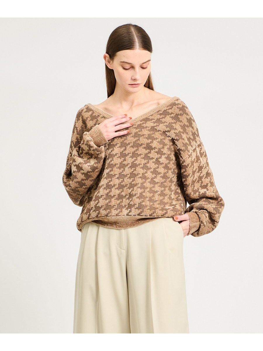 ハウンドトゥースVネックニット