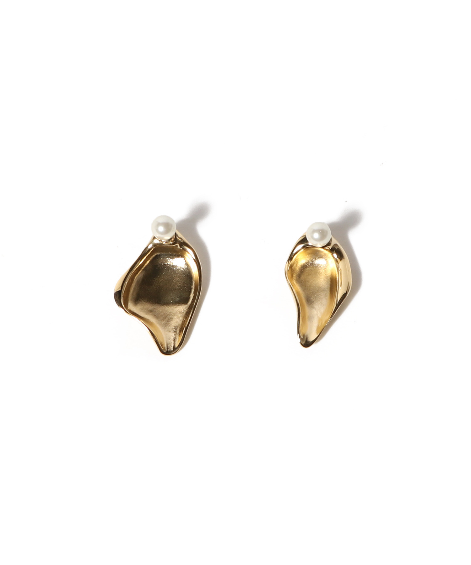 アシンメトリーピアス