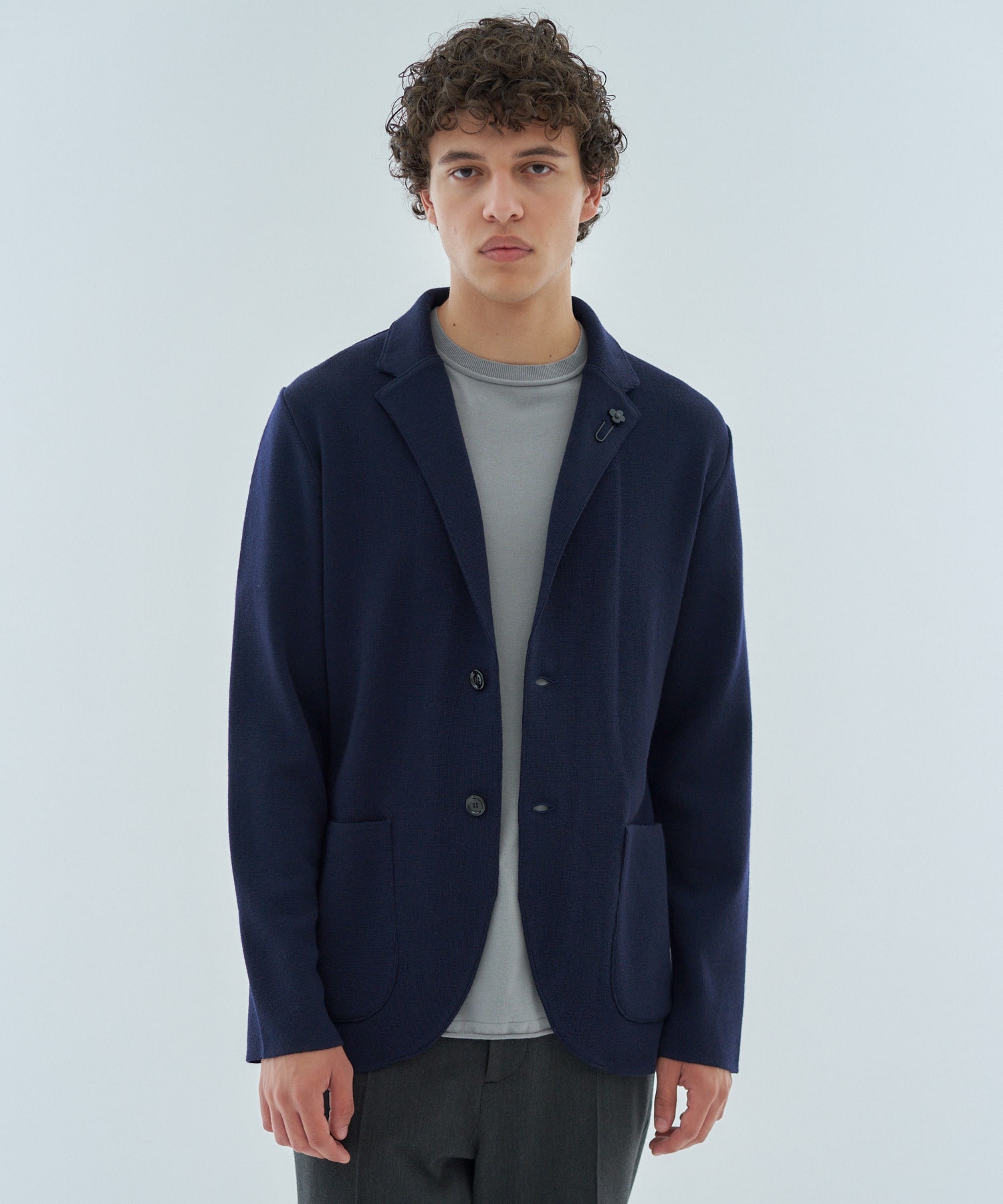 <美品> LARDINI 新ロゴ ネイビー コットン ニットジャケット サイズM 美品> LARDINI 新ロゴ ネイビー コットン ニットジャケット