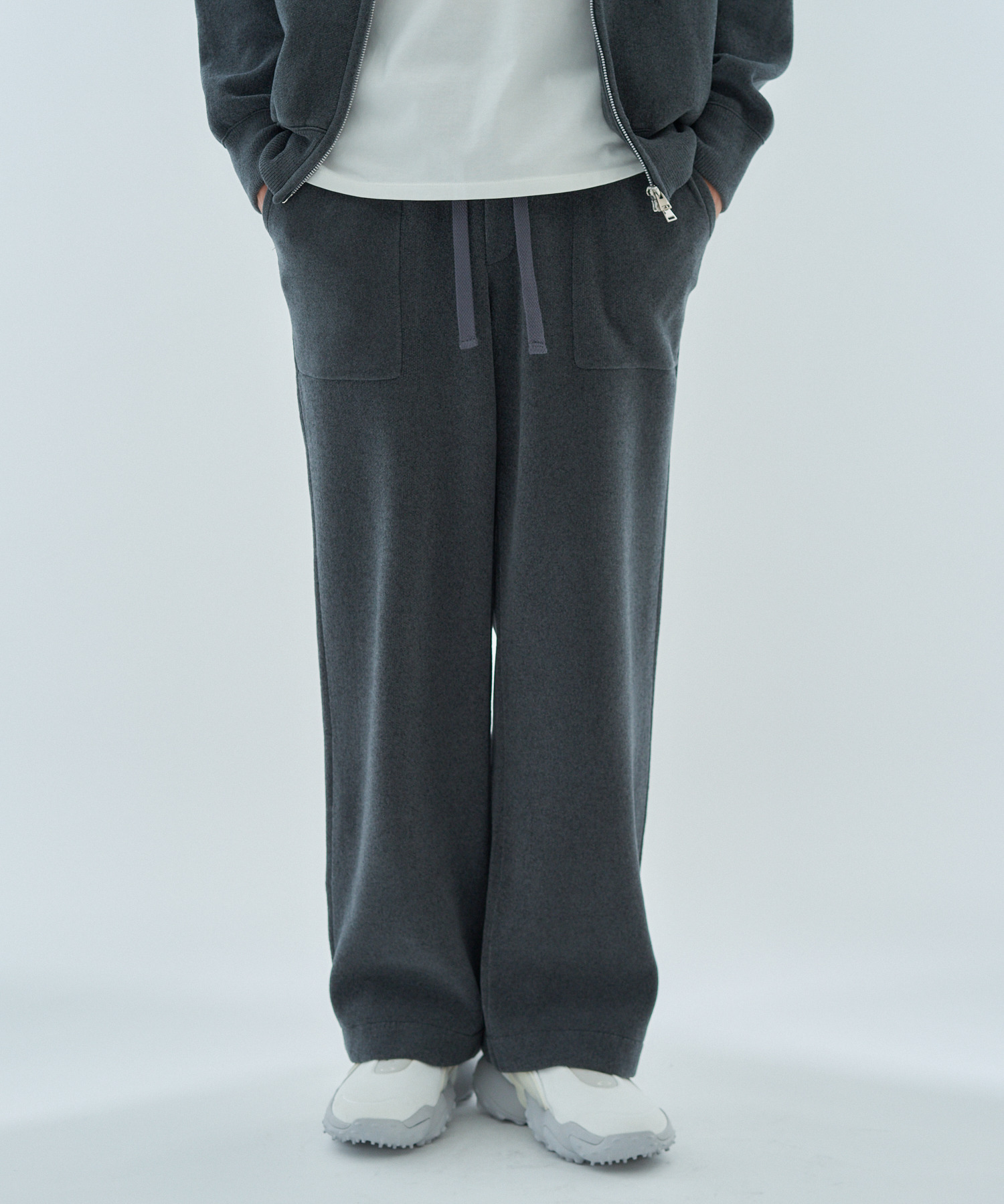 カシミヤタッチ ワイドストレートパンツ