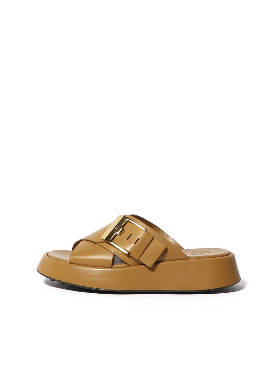 レザーサンダル