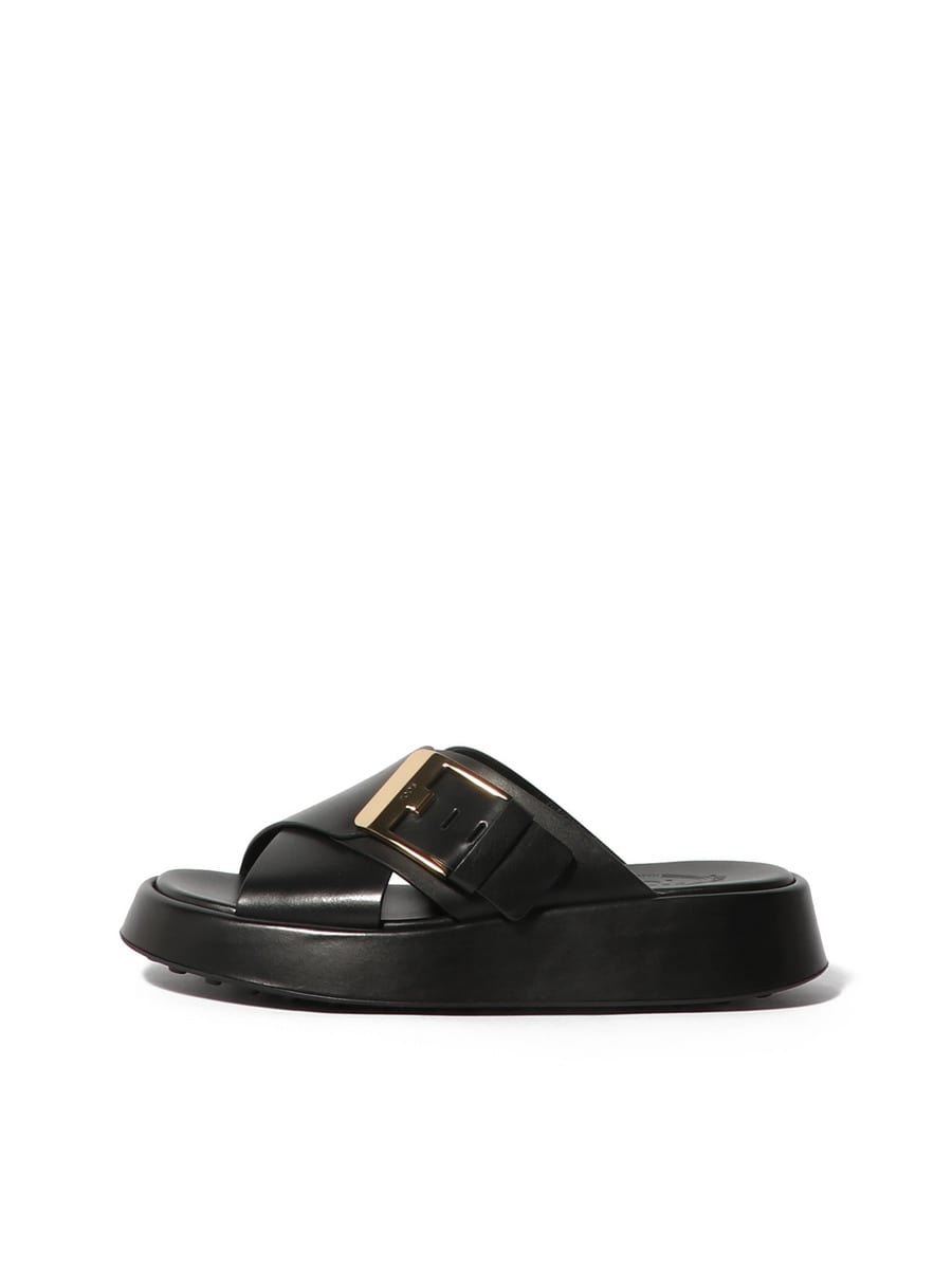 レザーサンダル