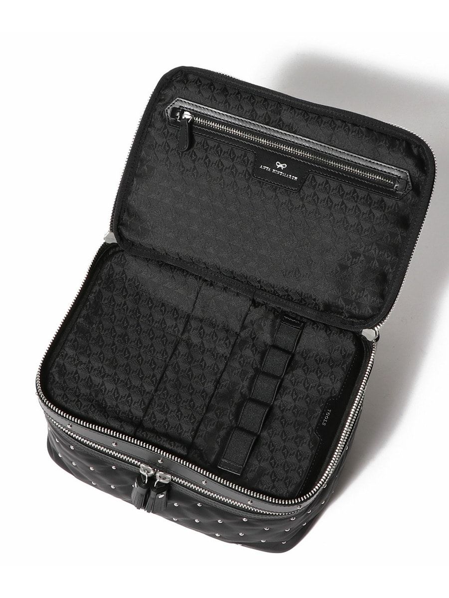 ANYA HINDMARCH / スタッズ バニティ キット｜ESTNATION ONLINE STORE