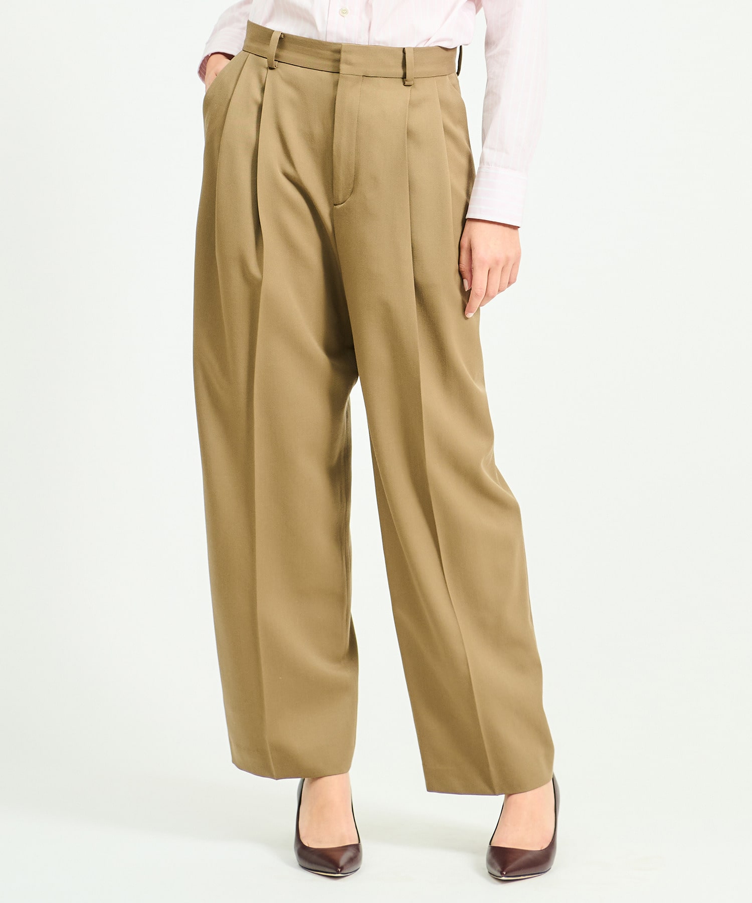 ツータックパンツ