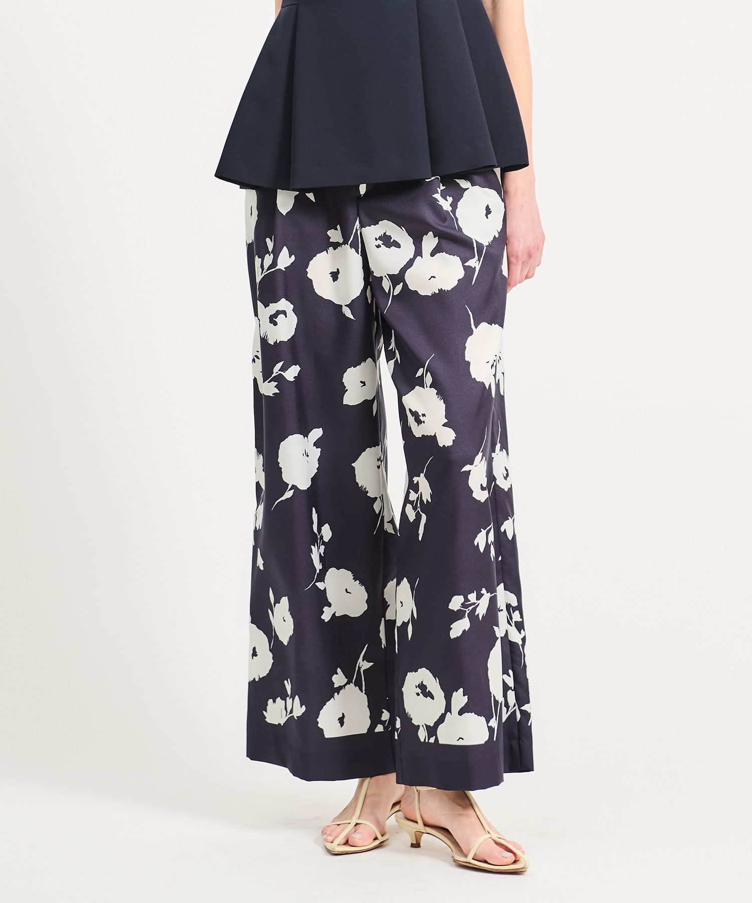 バイカラーフラワーパネルプリントパンツ