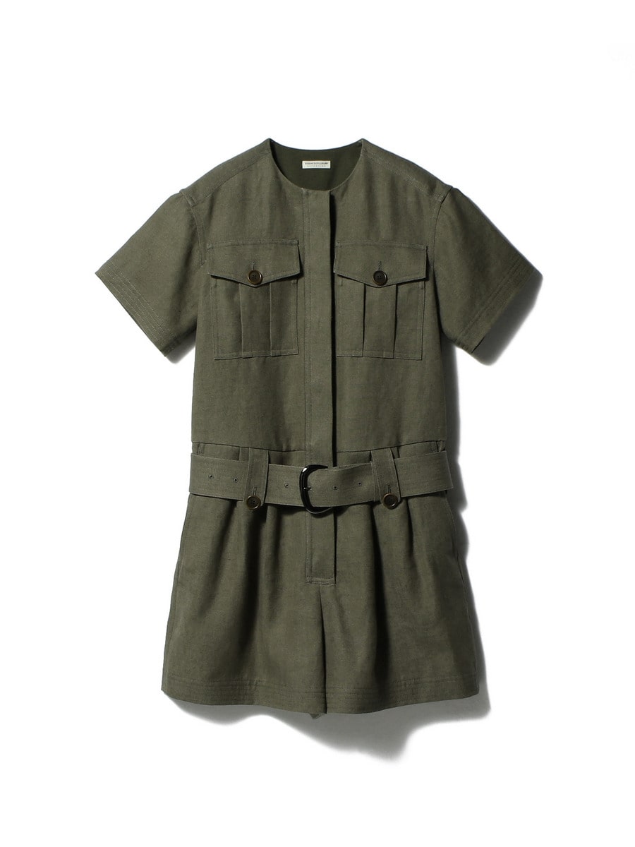 ジャンプスーツ