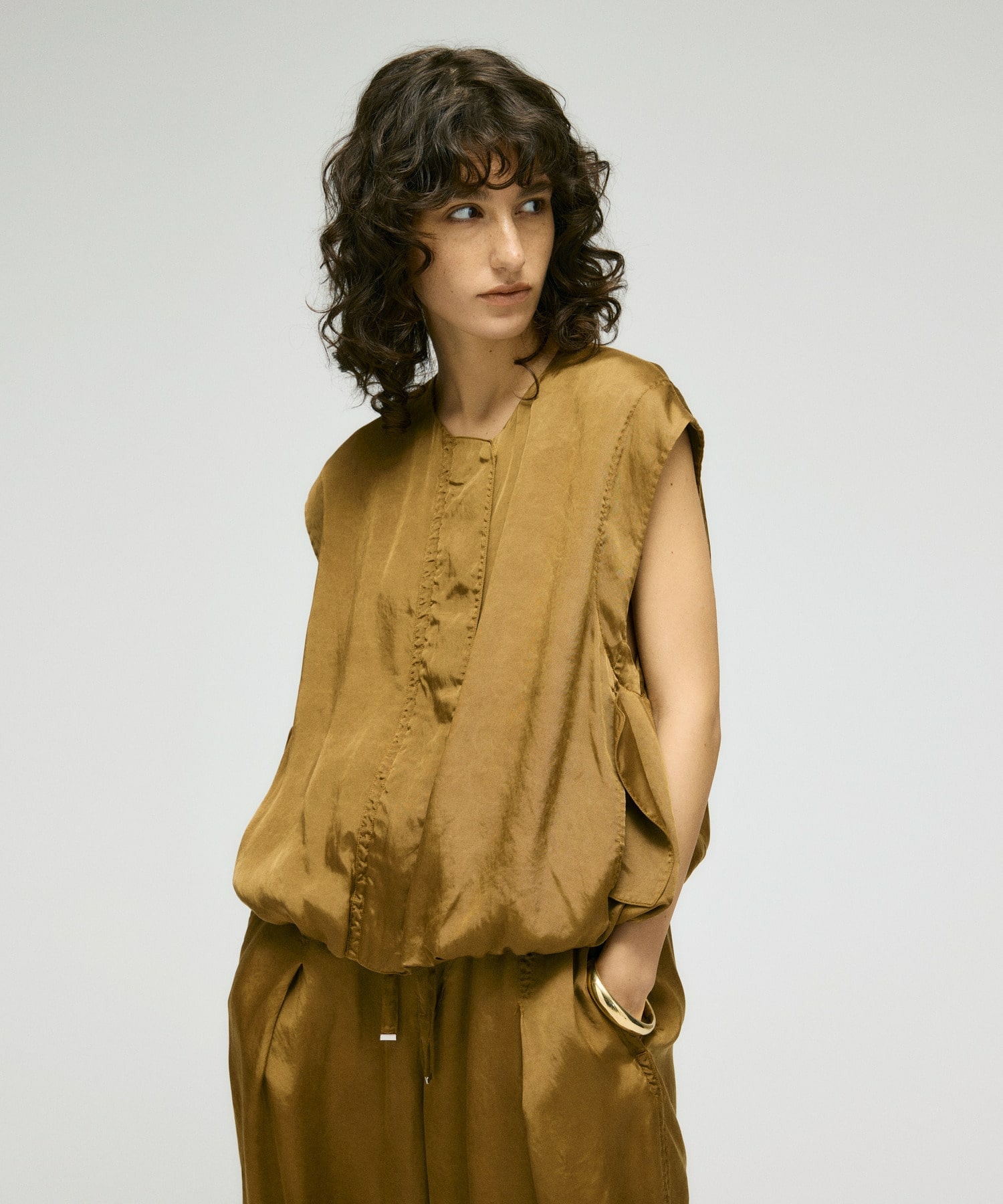 ヴィンテージサテンベスト＜PERMANENT＞