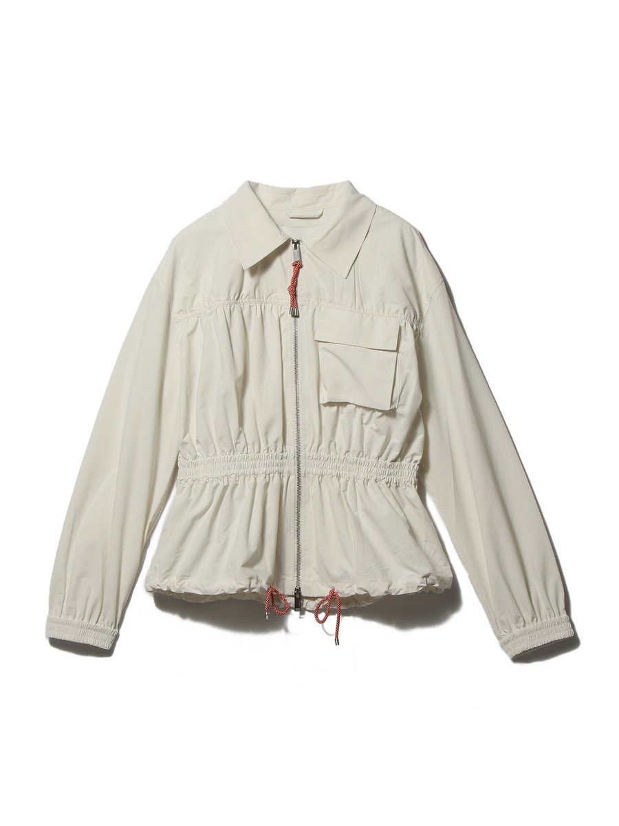 テクニカルジャケット