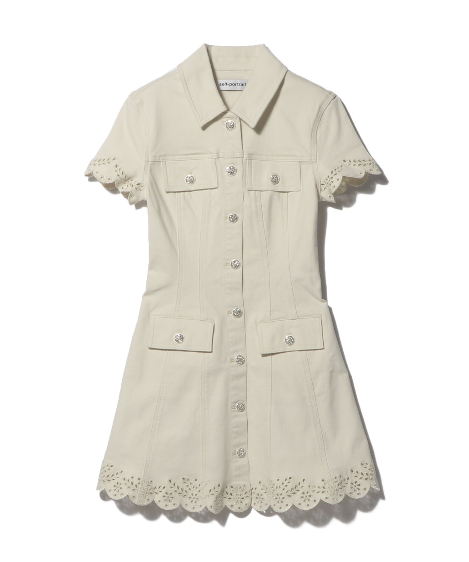 エンブロイダリードレス