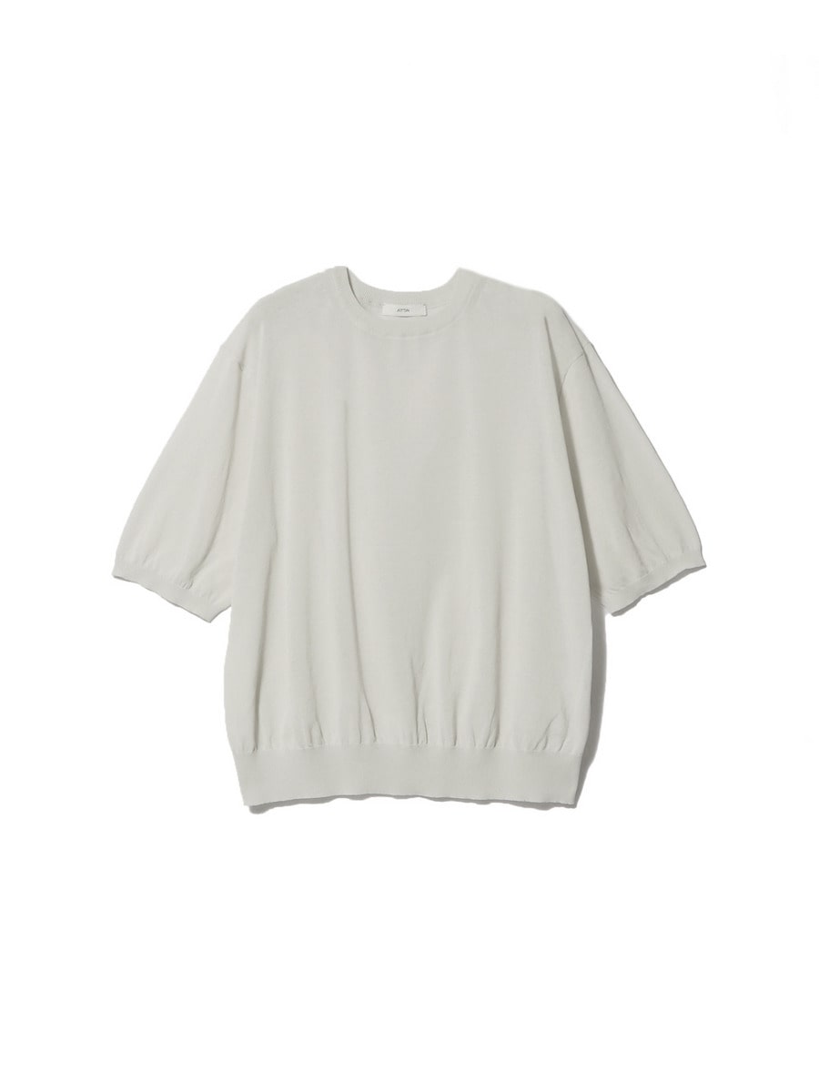 クルーネックセーター