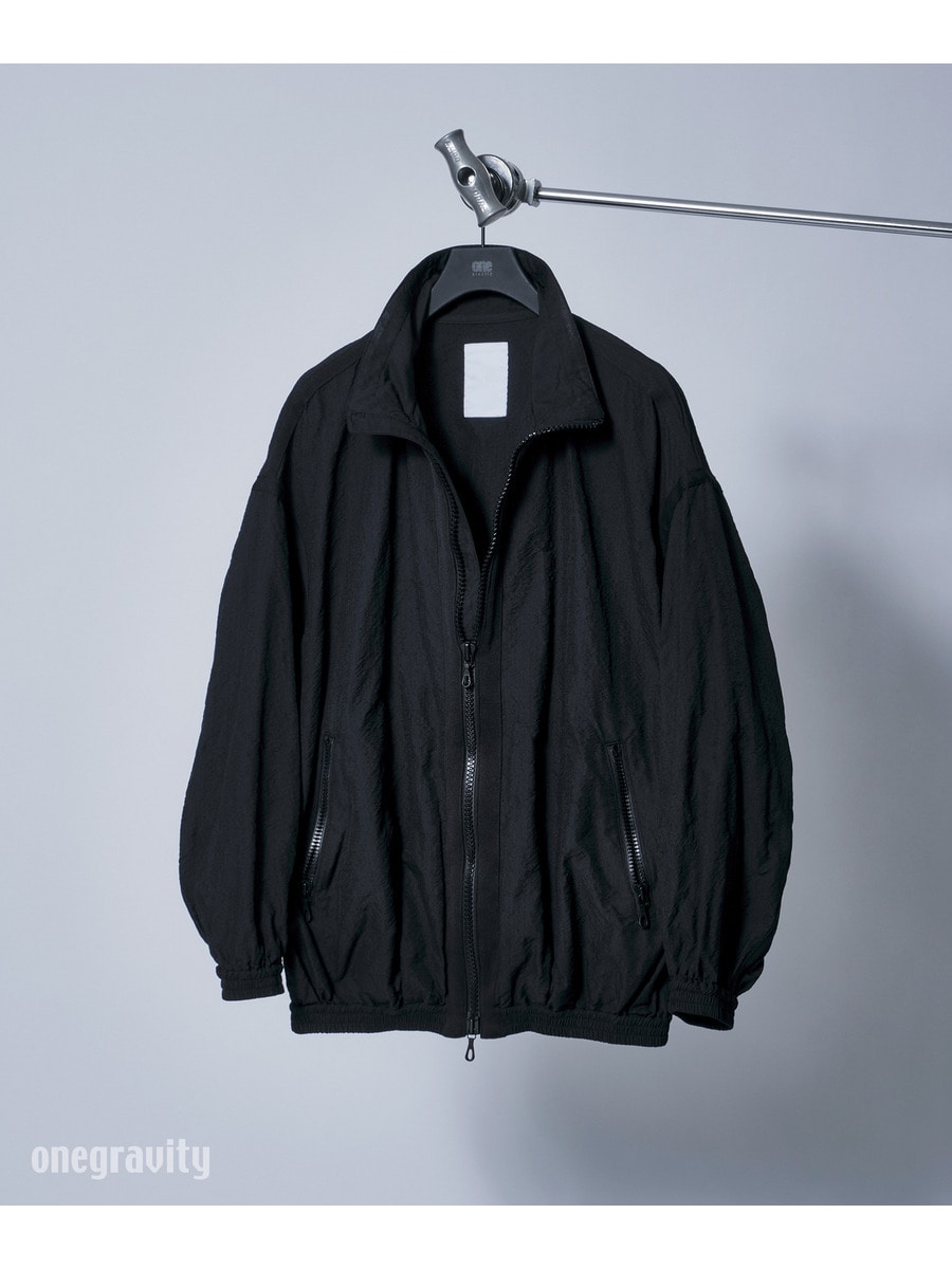 トラックジャケット