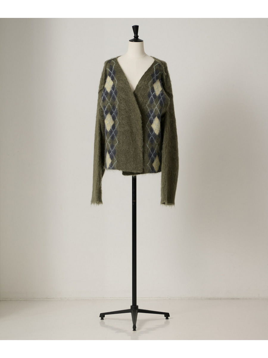 Wide Slit Argyle Line Cardigan