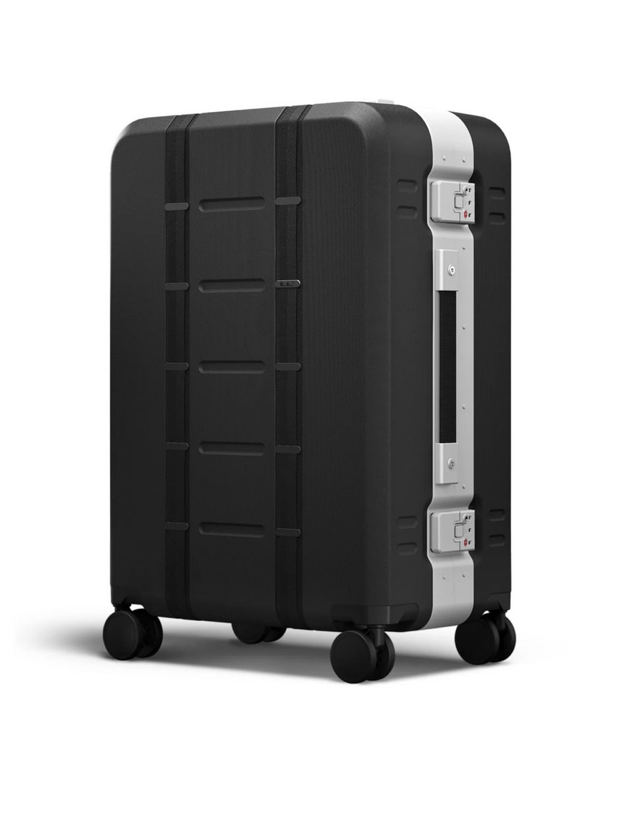 Ramverk Pro Check-in Luggage Medium 67L