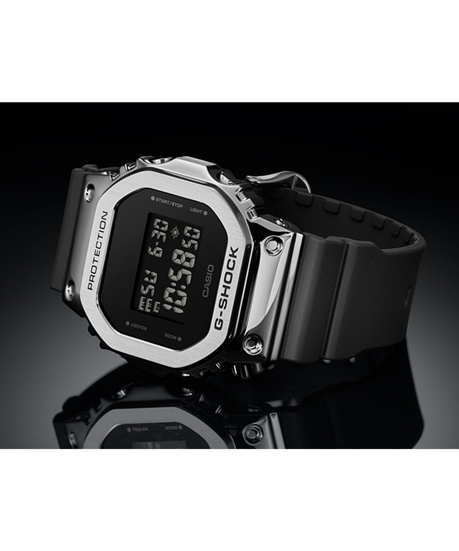 時計「美品」「送料込み」G-SHOCK GM-5600B-1JF 反転液晶